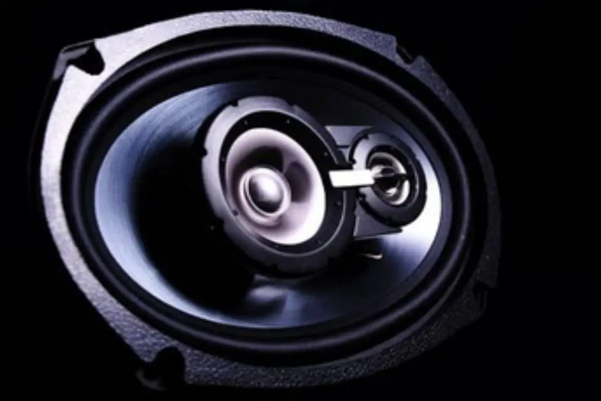 Why Your Car Speakers Sound Fuzzy and 6 DIY Fixes