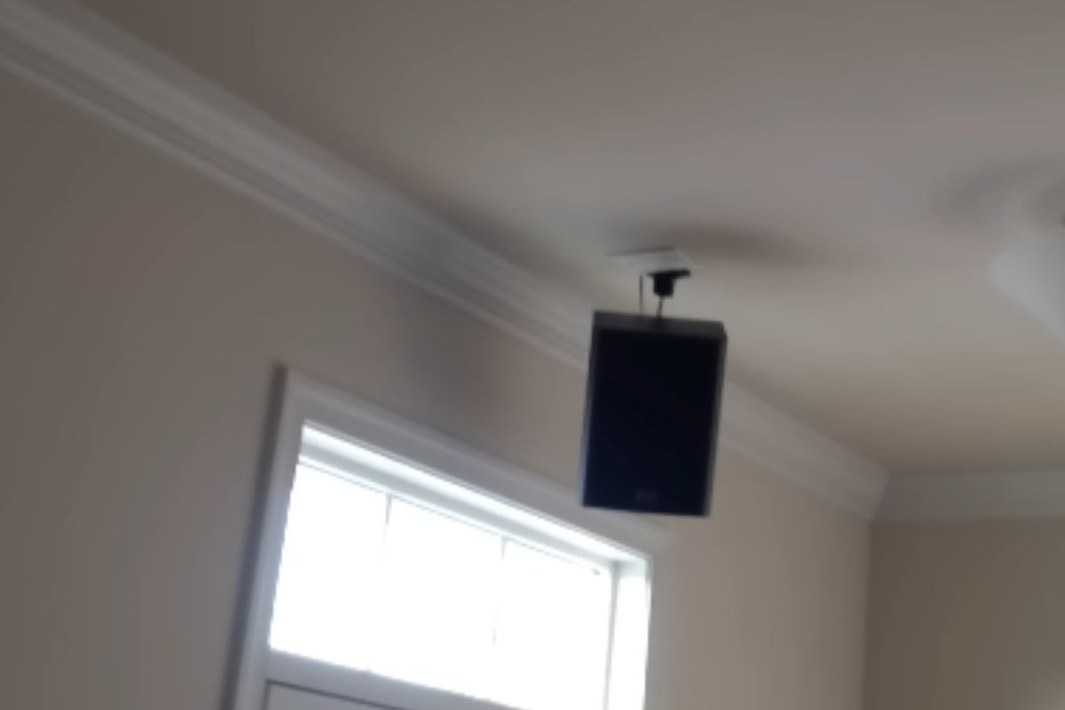 how to hang speakers from the ceiling

