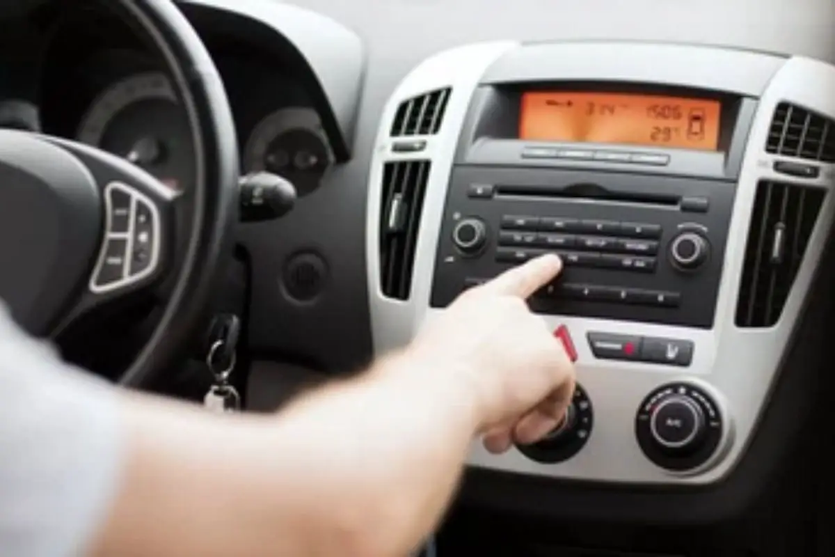 My Car Radio Wont Turn Off – 4 Causes & Solutions to Fix the Constant Power Drain