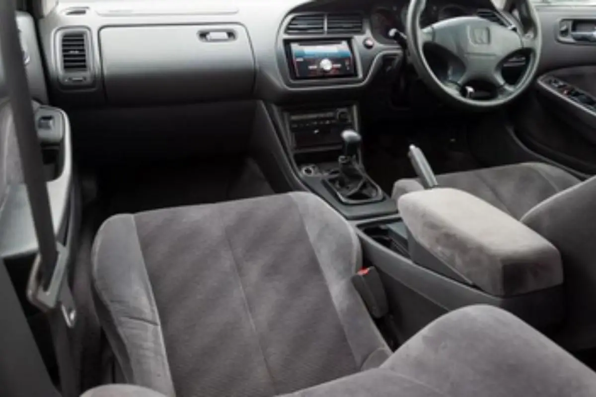 2004 Honda Accord Radio Not Working – Troubleshooting and Fixing  Tips